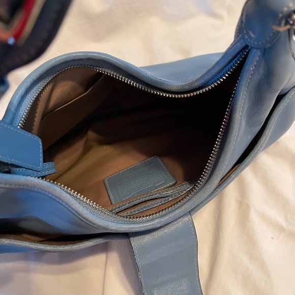 Awesome Coach Blue Leather Hobo Bag with Buckles - Picture 3 of 10